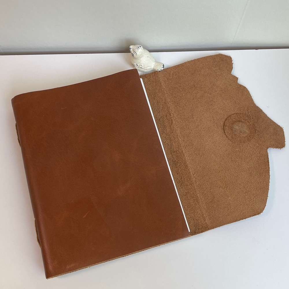 Cracker Barrel Horse Die Cut Leather Journal - Picture 5 of 12